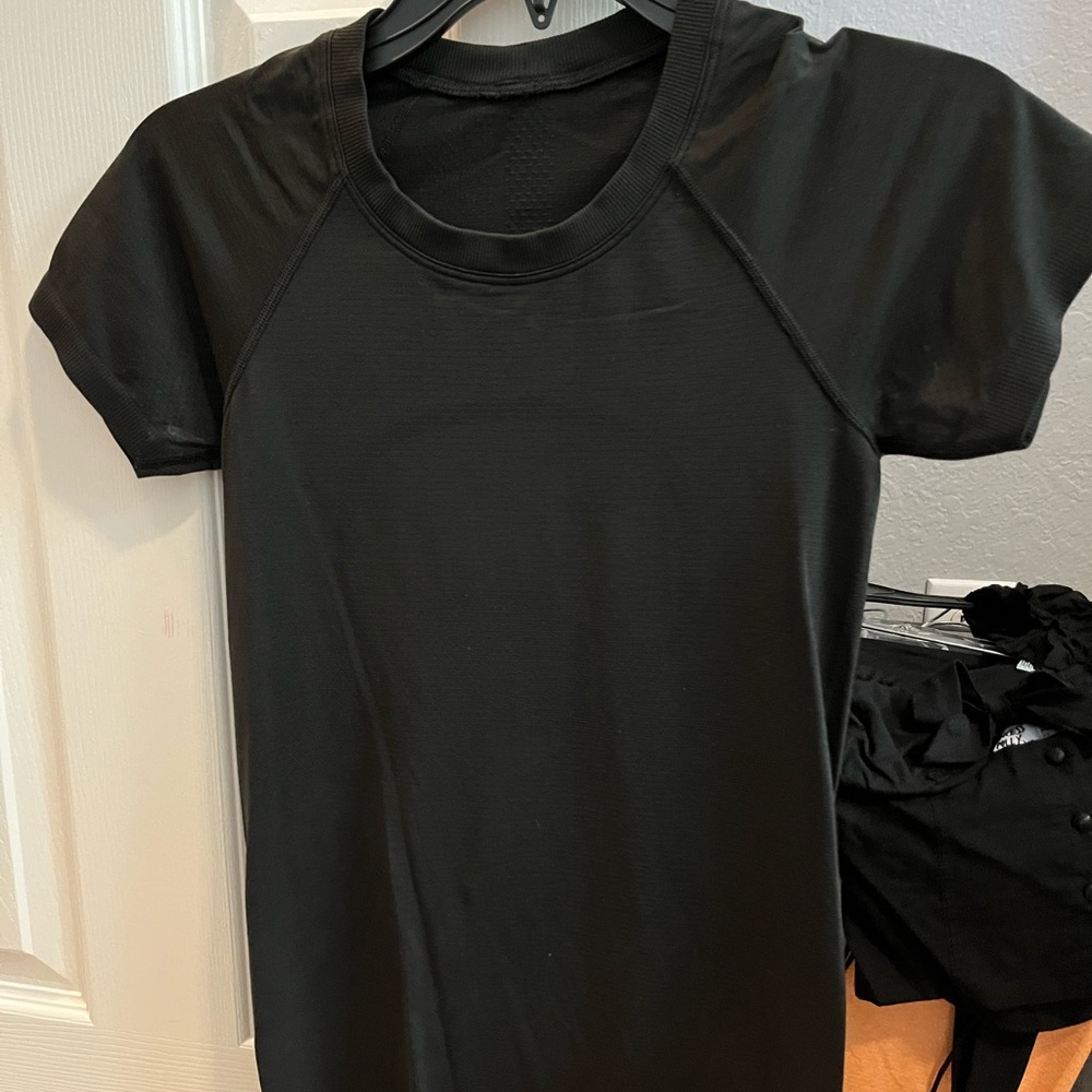 lululemon swiftly tech short sleeve top